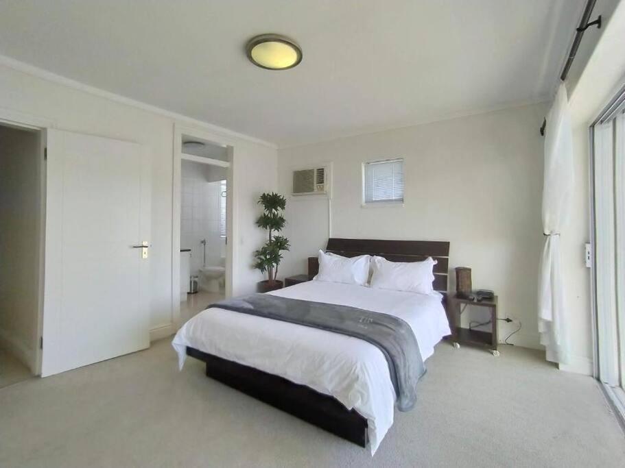 Waterfront - 1 South Quay Lovely Two Bed On Water كنيسنا المظهر الخارجي الصورة