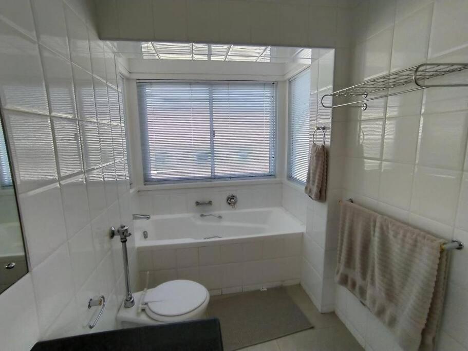 Waterfront - 1 South Quay Lovely Two Bed On Water كنيسنا المظهر الخارجي الصورة
